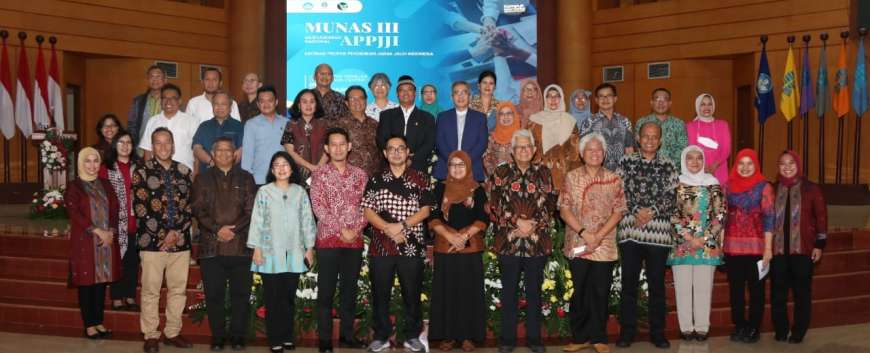 Read more about the article UT Tuan Rumah Penyelenggaraaan MUNAS III APPJJI 2023